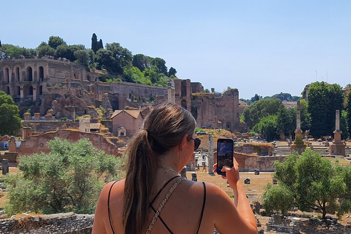 Julius Caesar’s Life and Monuments Private Tour in Rome 3