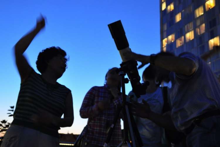 Stargazing with Amateur Astronomers Association 1
