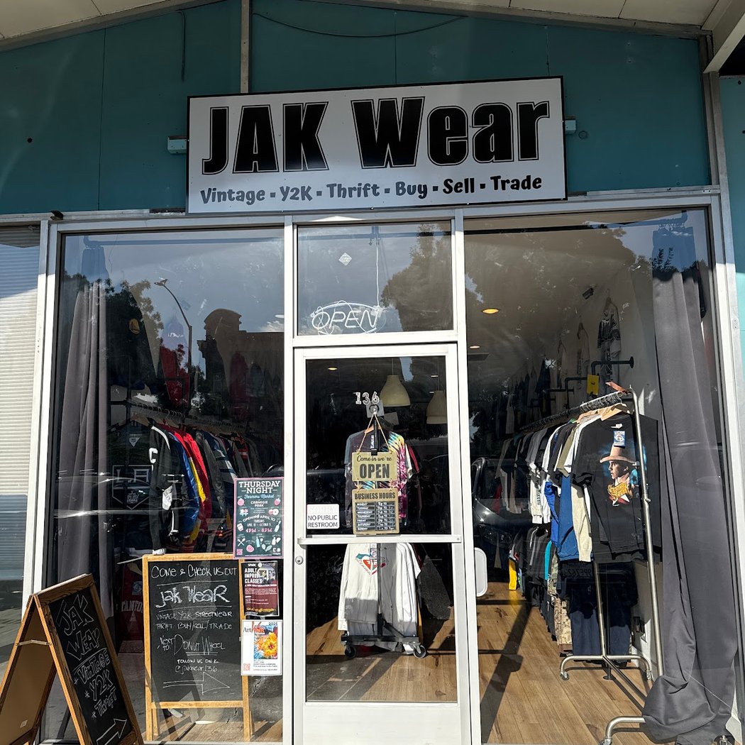 JAKWEAR 2