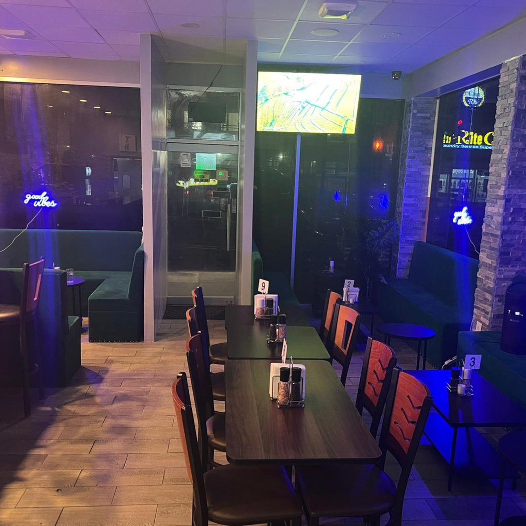 Secret paradise grill 2