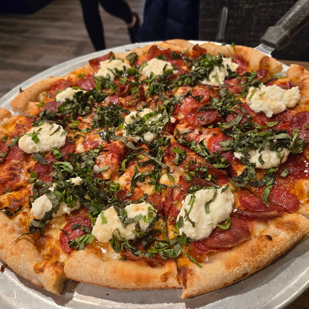 Aubree's Pizzeria & Grill 1