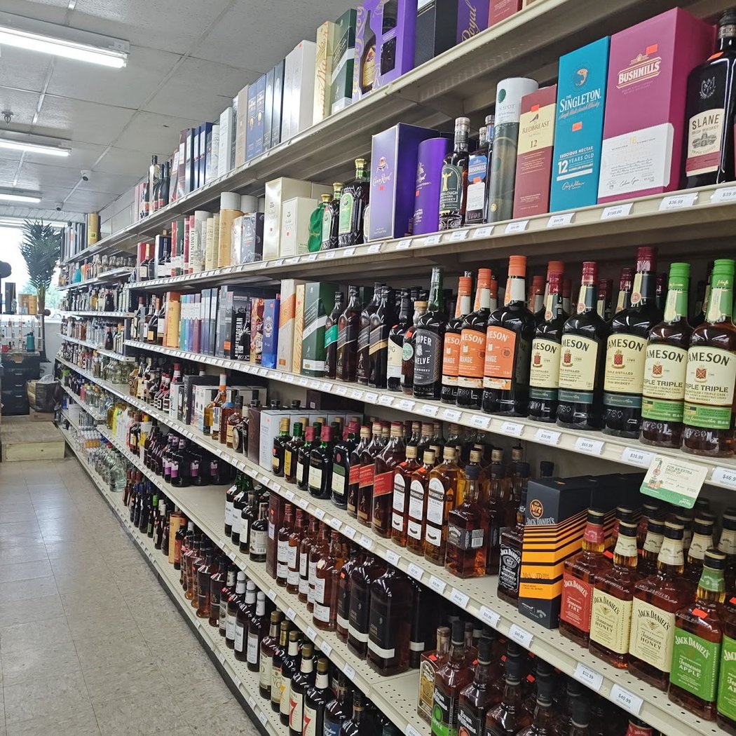 Payless Wine & Liquor 2