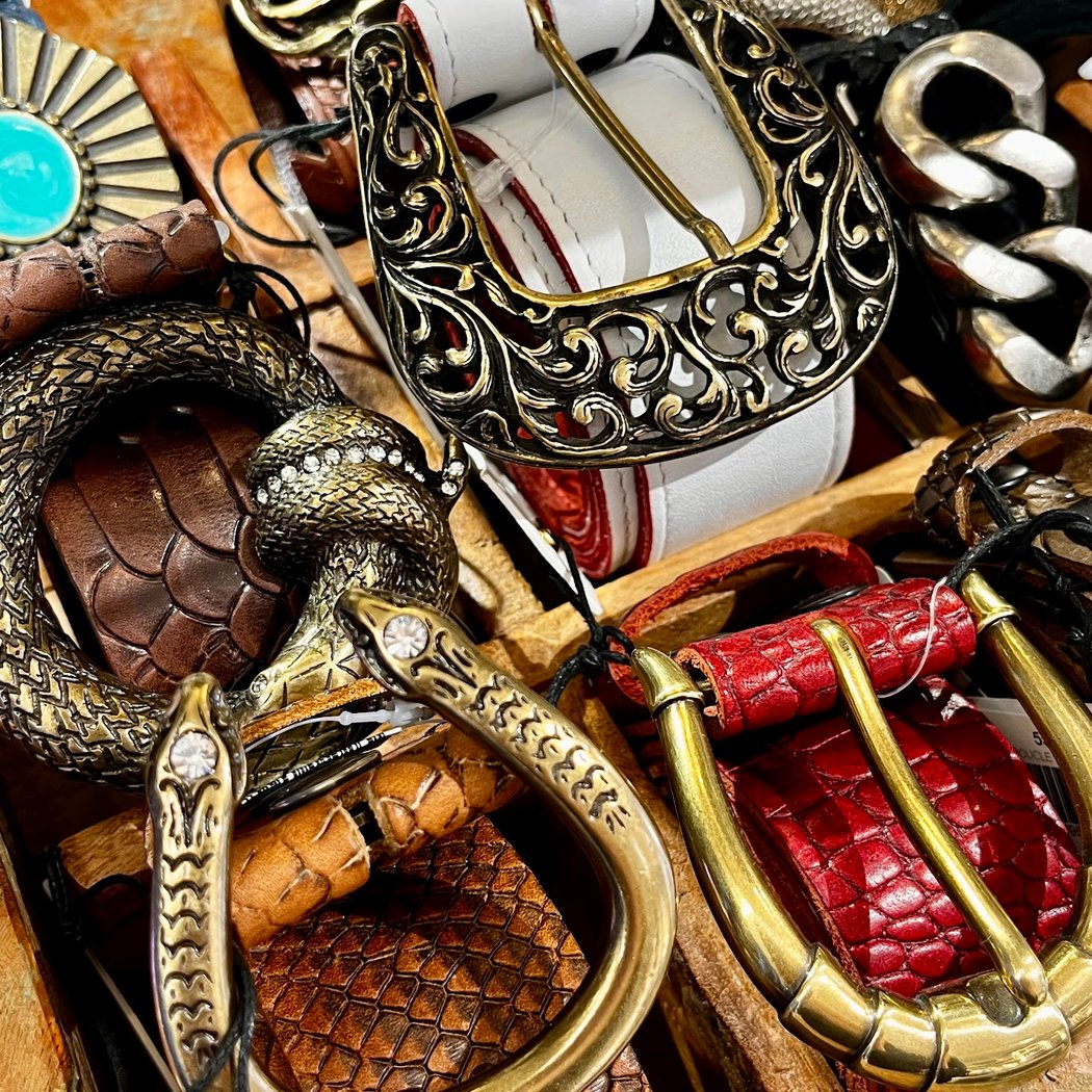 Dan Boutique 1