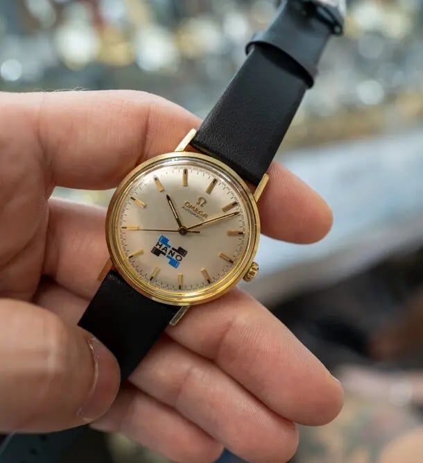 Yan's Antique Jewelry Inc. 1