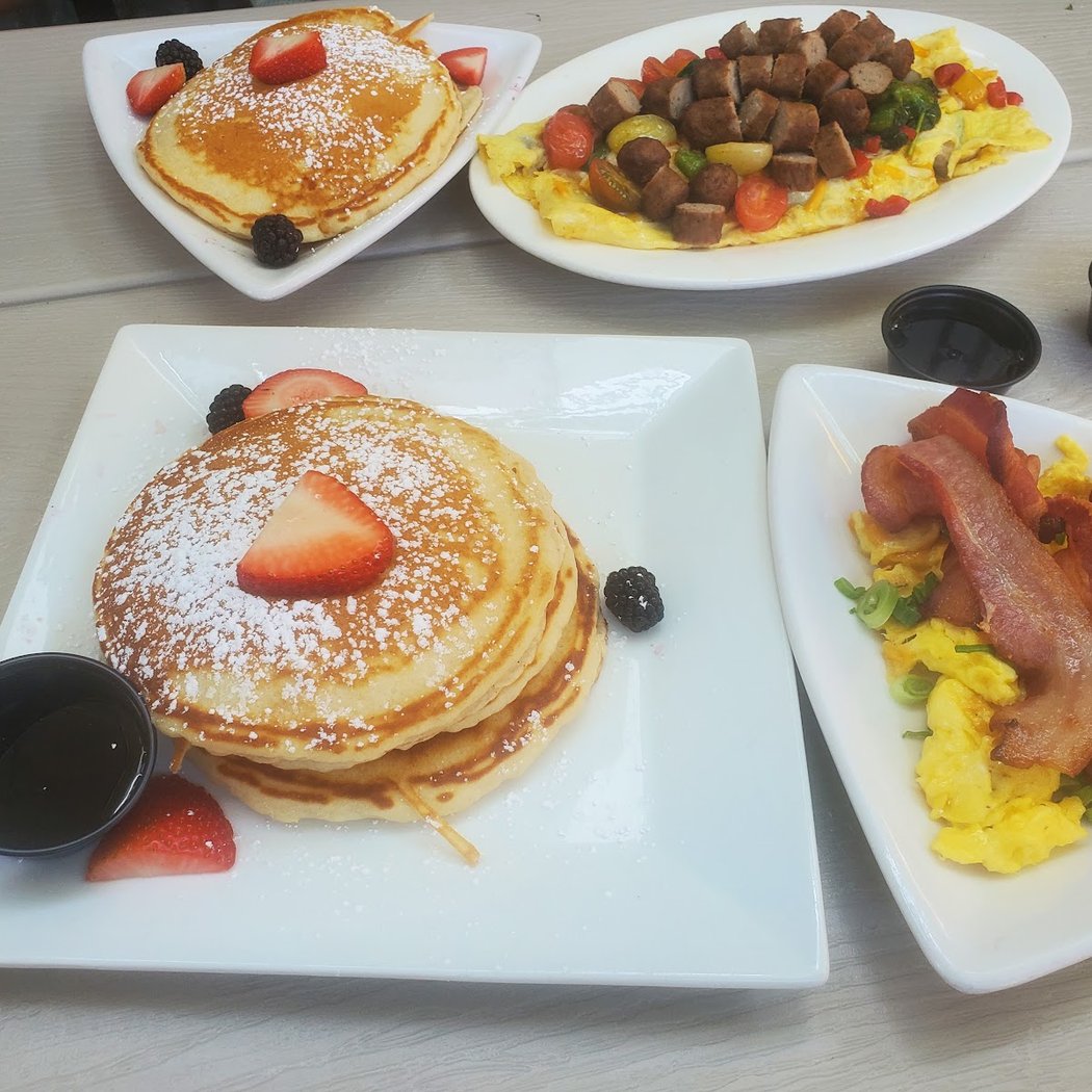 PiCH Restaurant and Lounge 3