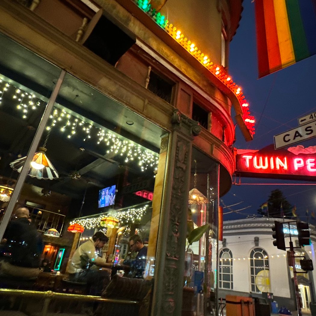 Twin Peaks Tavern 3