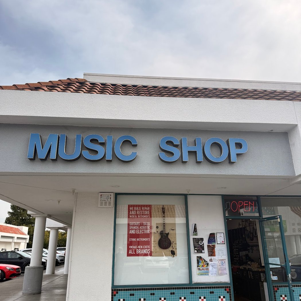 Ingram and Brauns Musik Shoppe 2