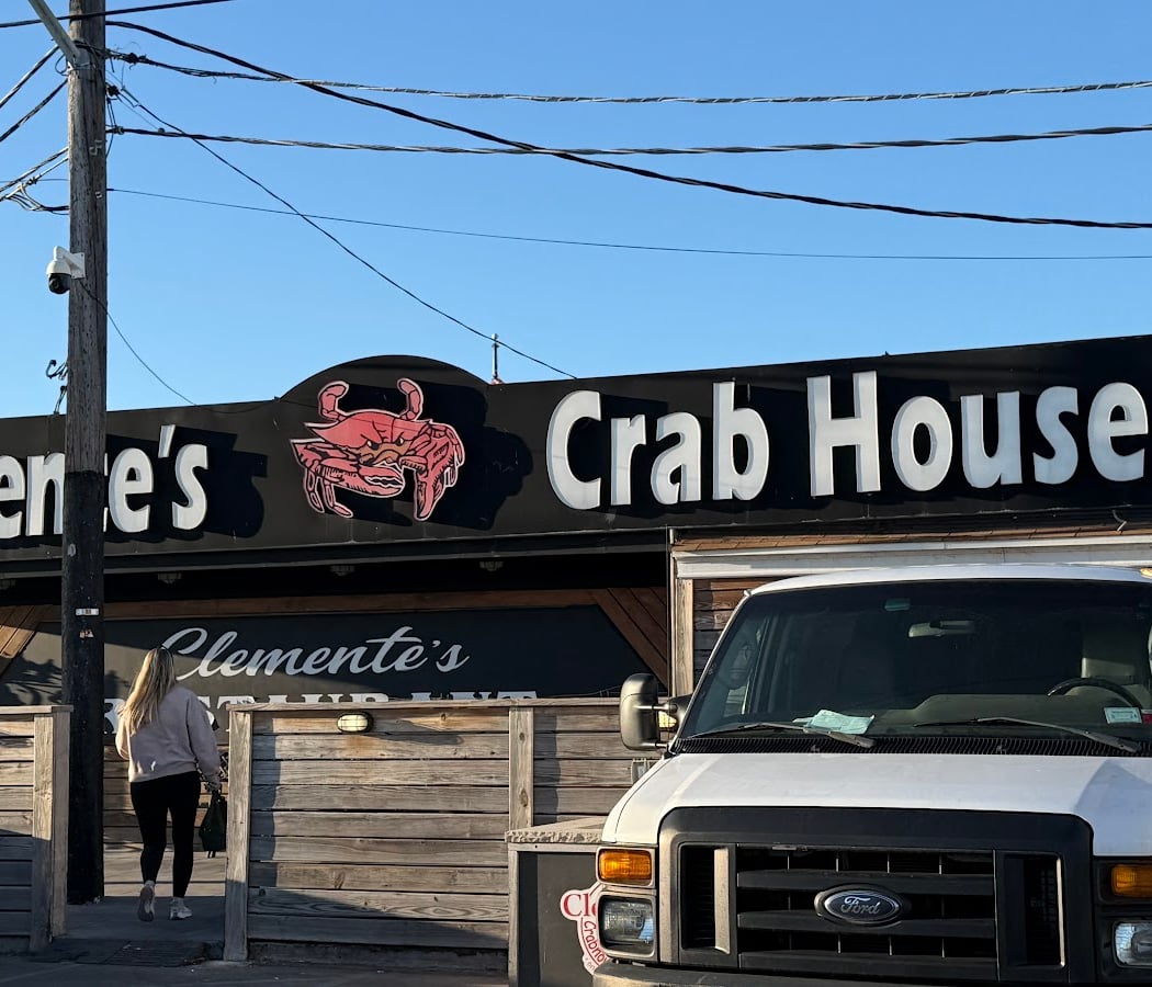 Clemente's Crab House 2