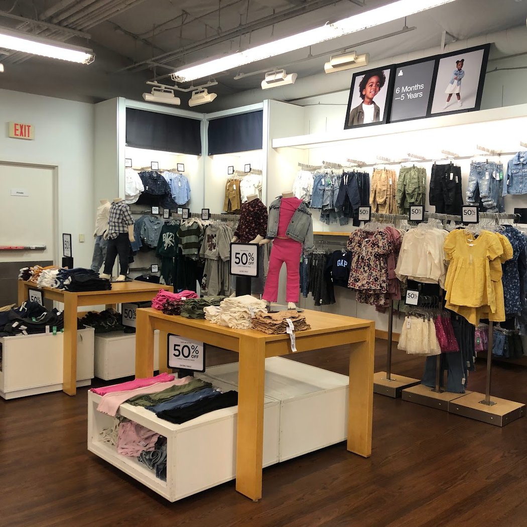 Gap Factory 3