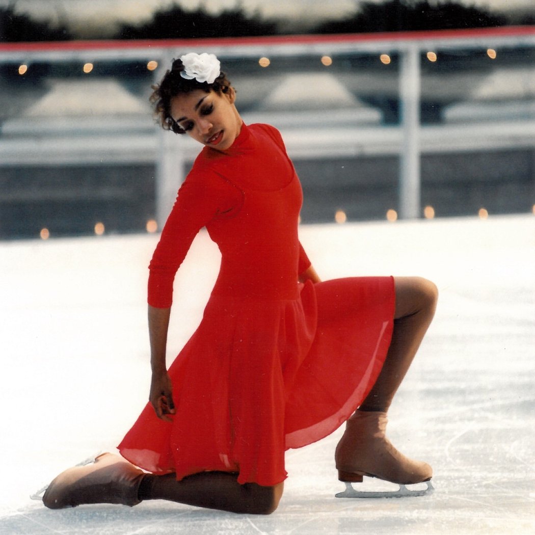 LADY SKATES THE BLUES 1