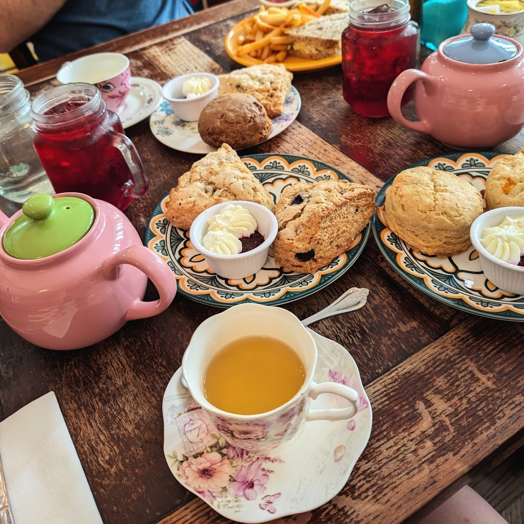 Alice's Tea Cup, Chapter 2 1