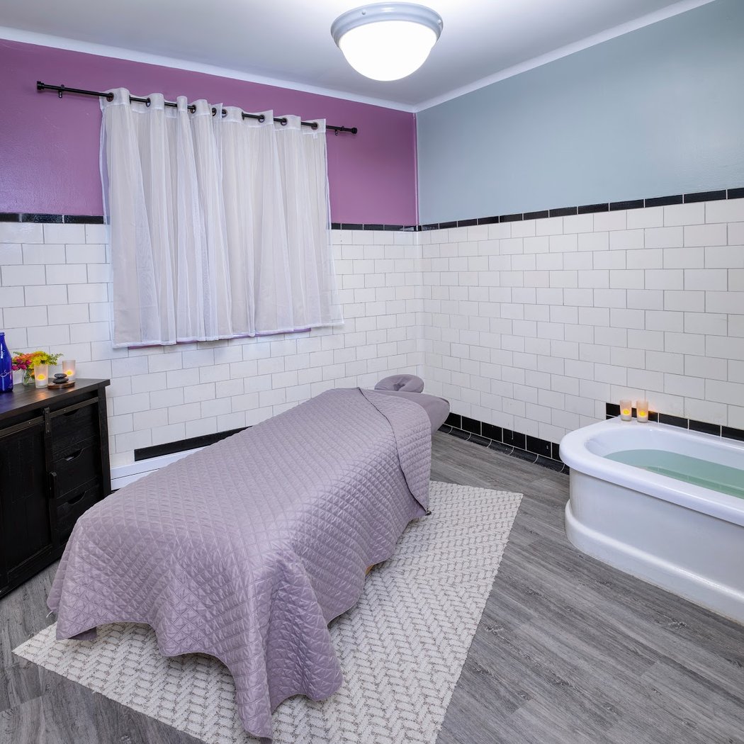 Roosevelt Baths & Spa 5