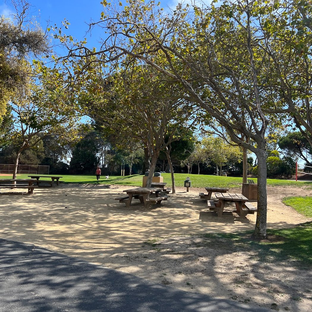 Commodore Park 2