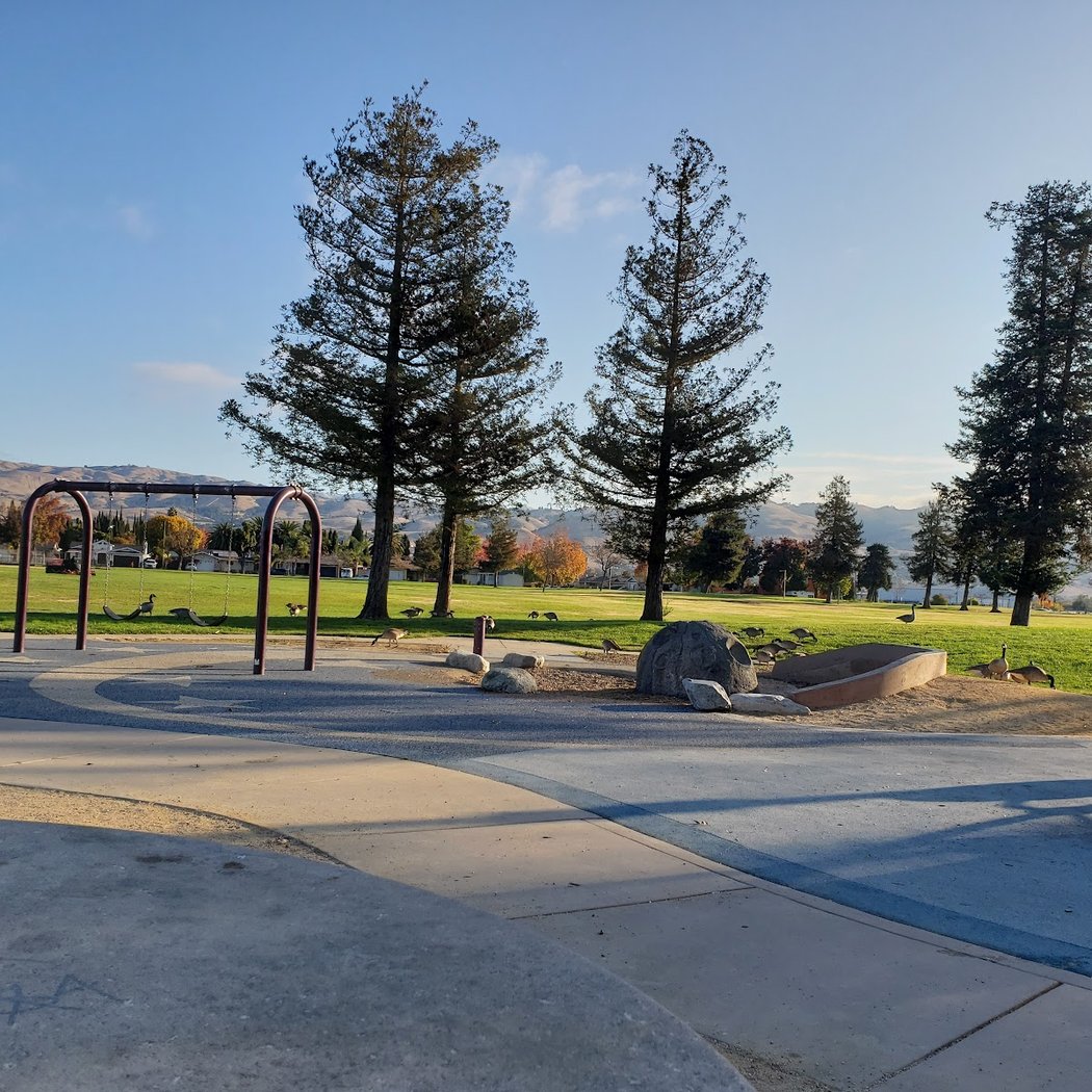 Hillview Park 1