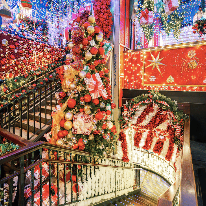 Frosty’s Christmas Bar 1