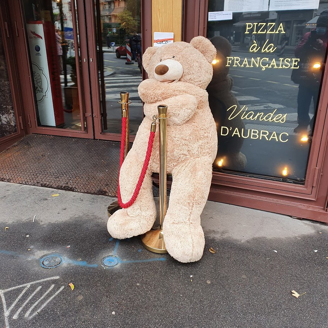 Avenue de Paris 1