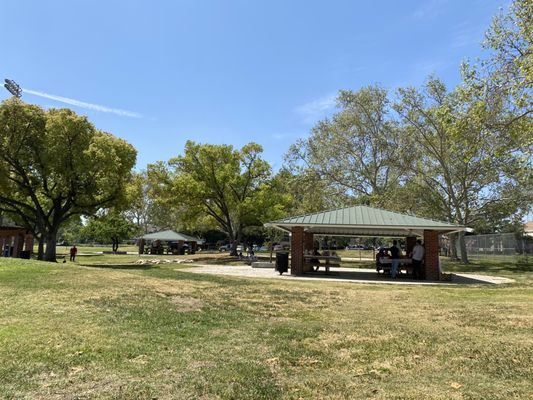 Pasadena Farmers' Market at Victory Park 2