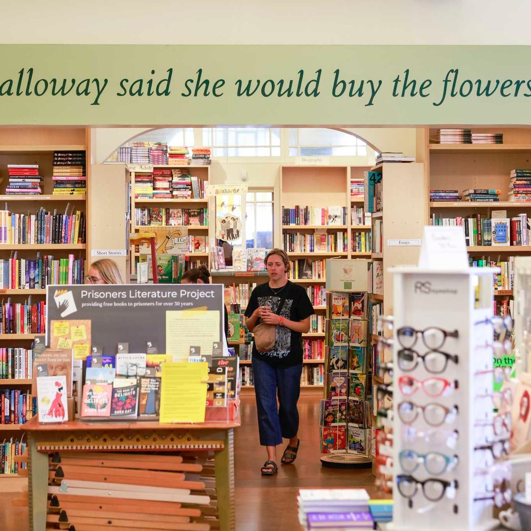 Mrs Dalloway's 2