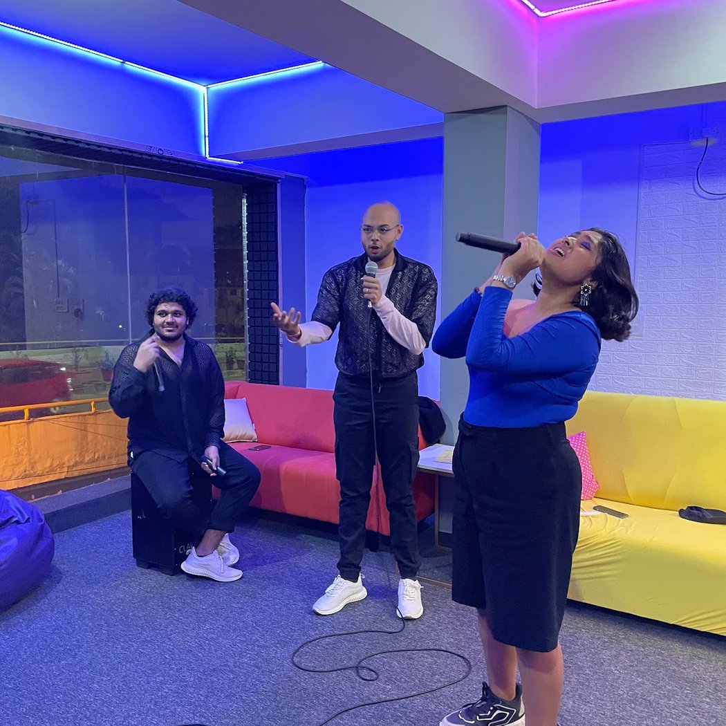 Casa Karaoke - Karaoke Singing Fun & Learning Studio 2