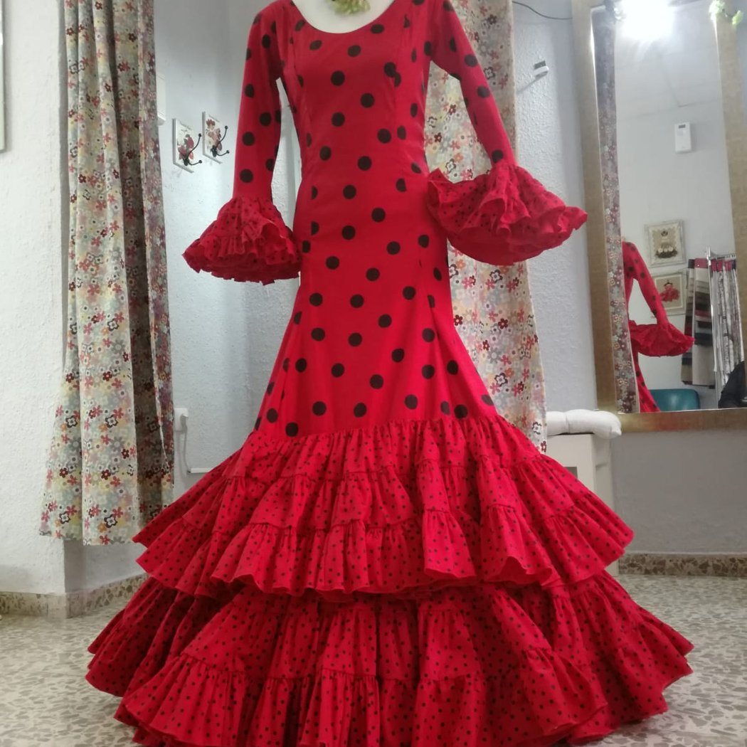 El IMPERDIBLE...Arreglos De Ropa (cueros,pieles,flamenca,nazarenos,ropa Camilla,cortinas, Etc 1