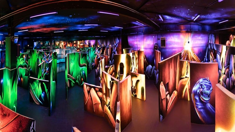 Laser World La Défense 2