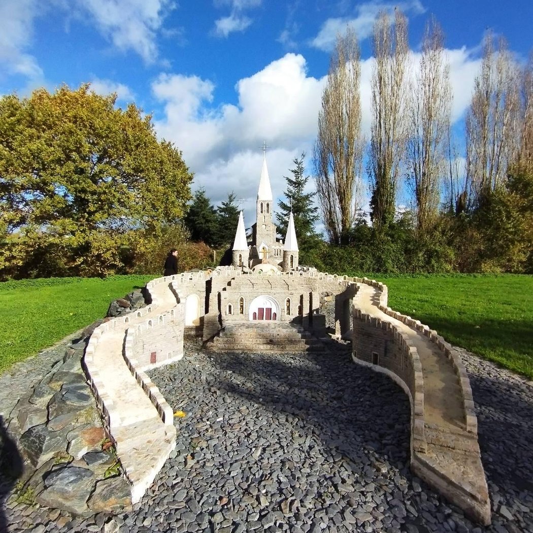 Parc des Miniatures de Domagné 2