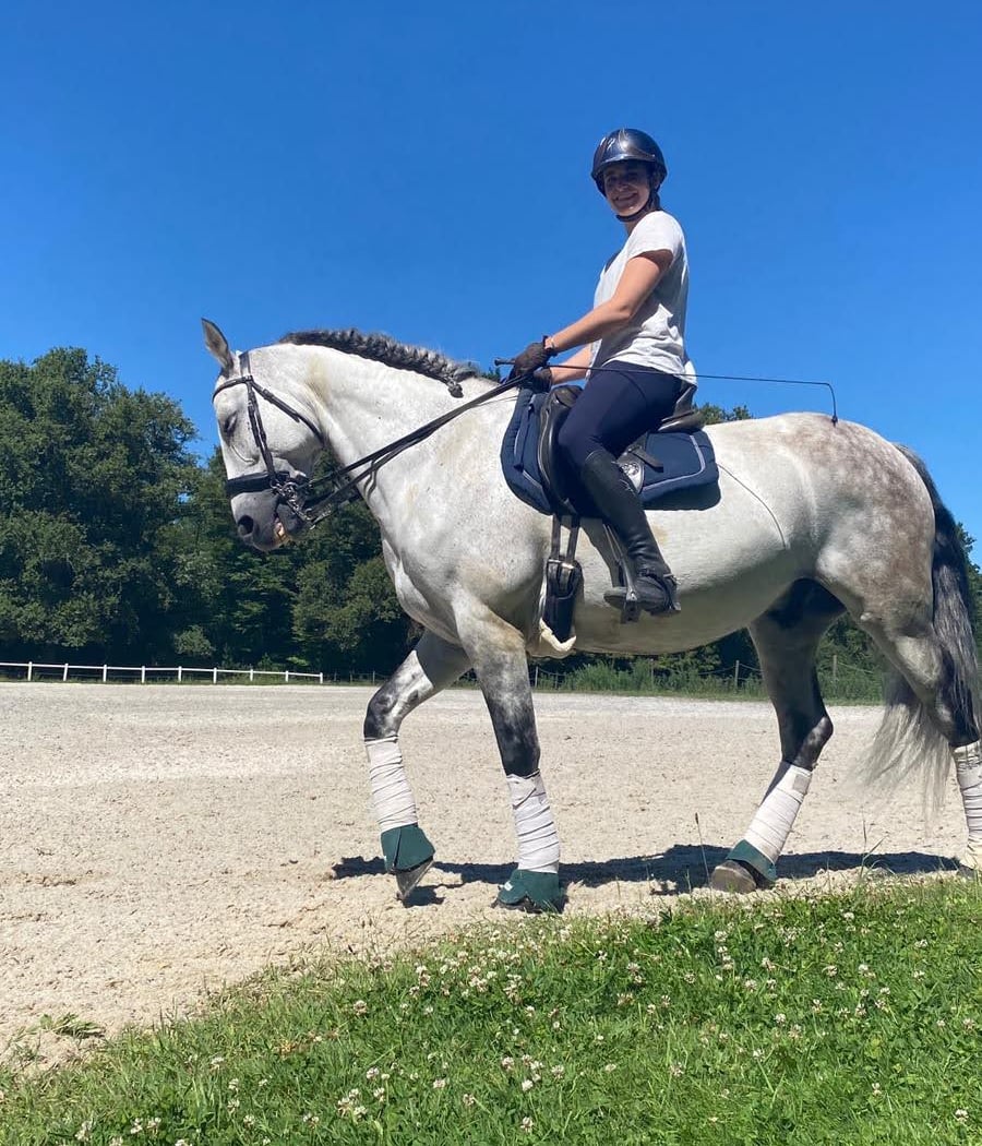 Bordeaux Cheval Club - Equestrian Center & Pony Club 1