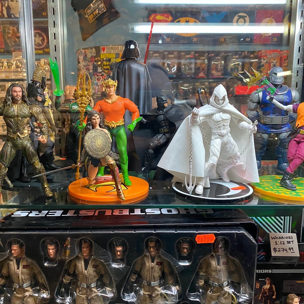 Val's Toy Chest - NYCC 2023 Survival Guide - Toys Edition 1