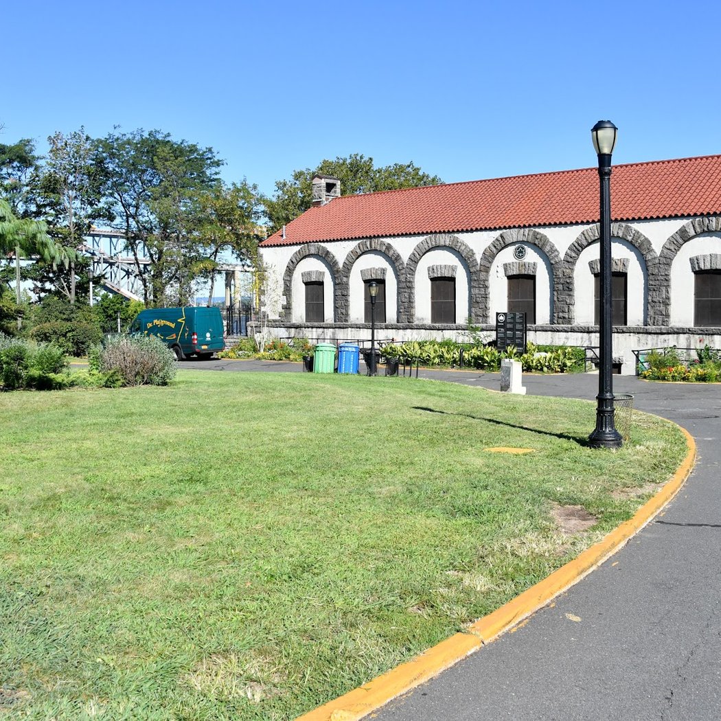 Faber Park 3