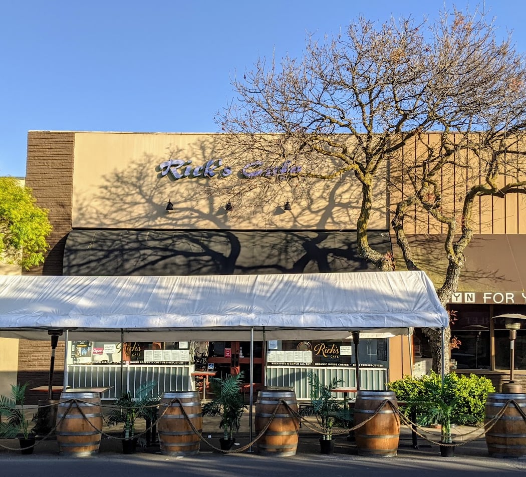 Rick's Cafe 2