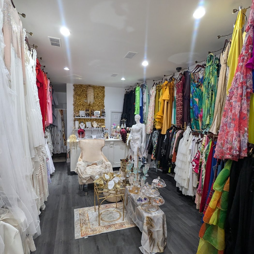 High End Diva's Boutique 3