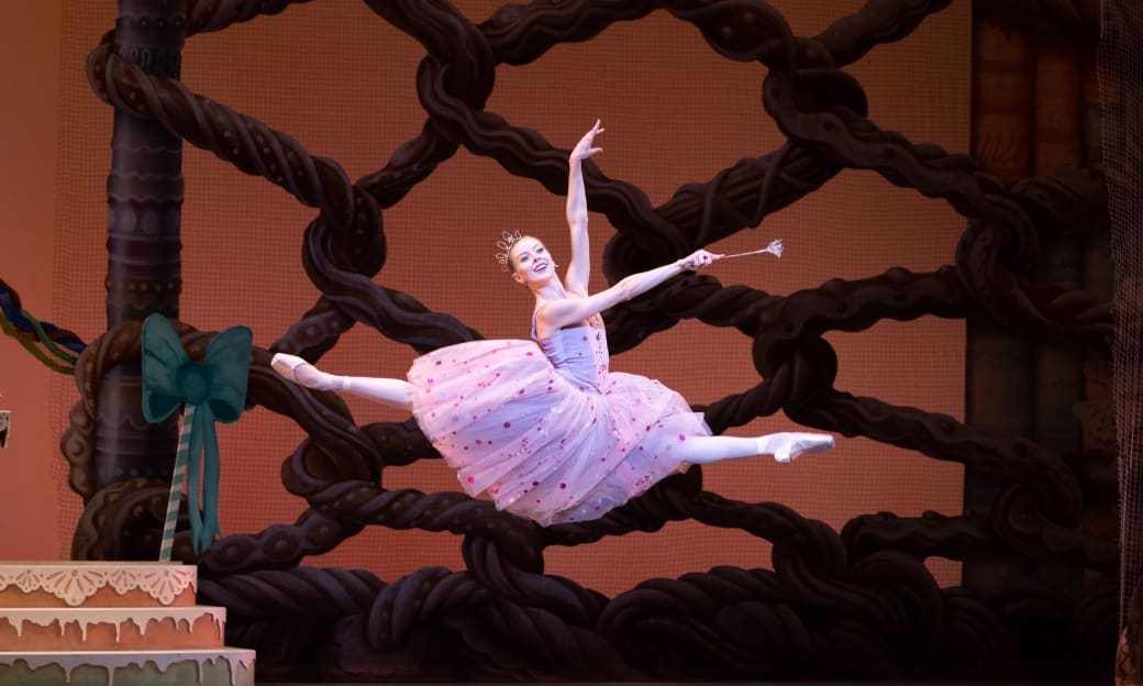 George Balanchine’s The Nutcracker® 3