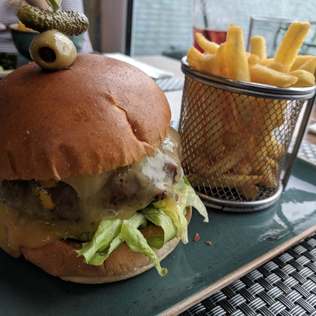 The Lookout Restaurant & Lounge at Retallack Resort 2