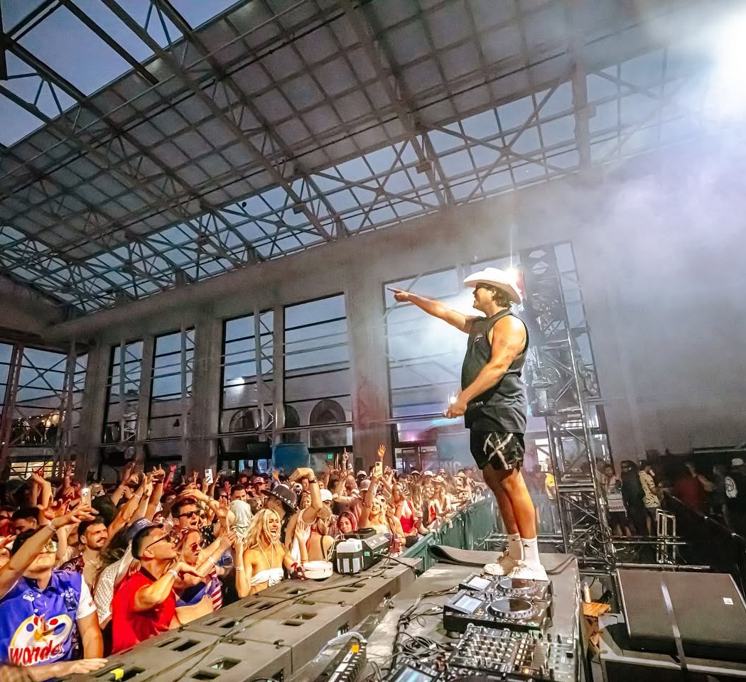 The Ultimate July 4th EDM Party 1