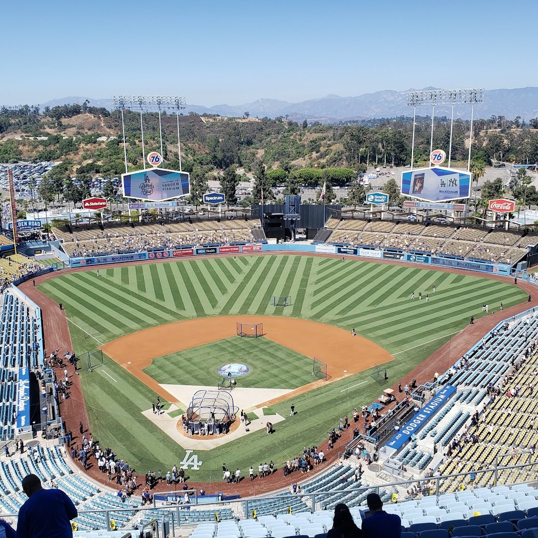 Los Angeles Dodgers vs. Seattle Mariners 3