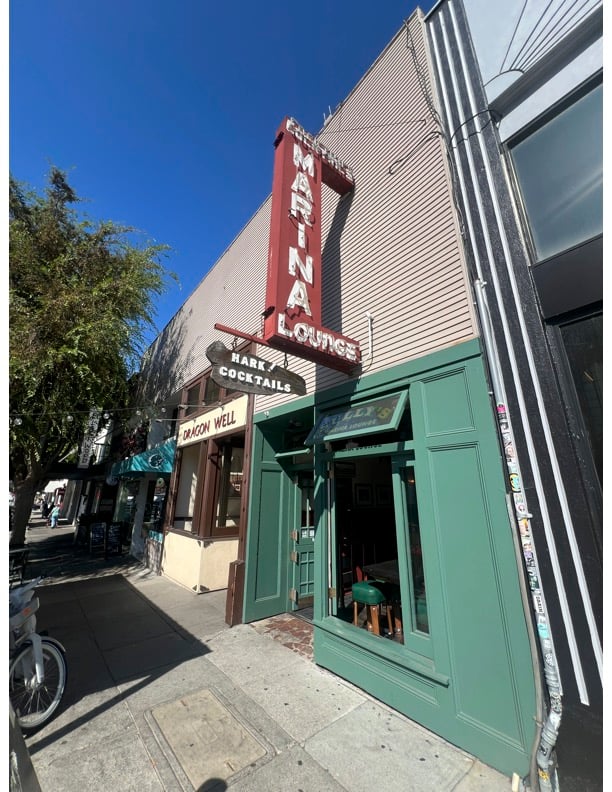 Sully’s Marina Lounge 2