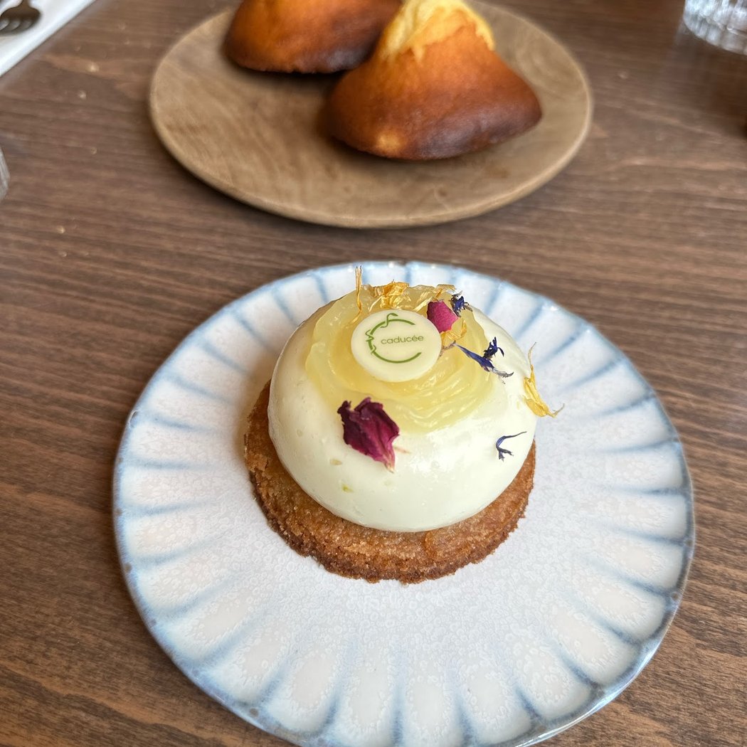 CADUCÉE Café et Restaurant 1