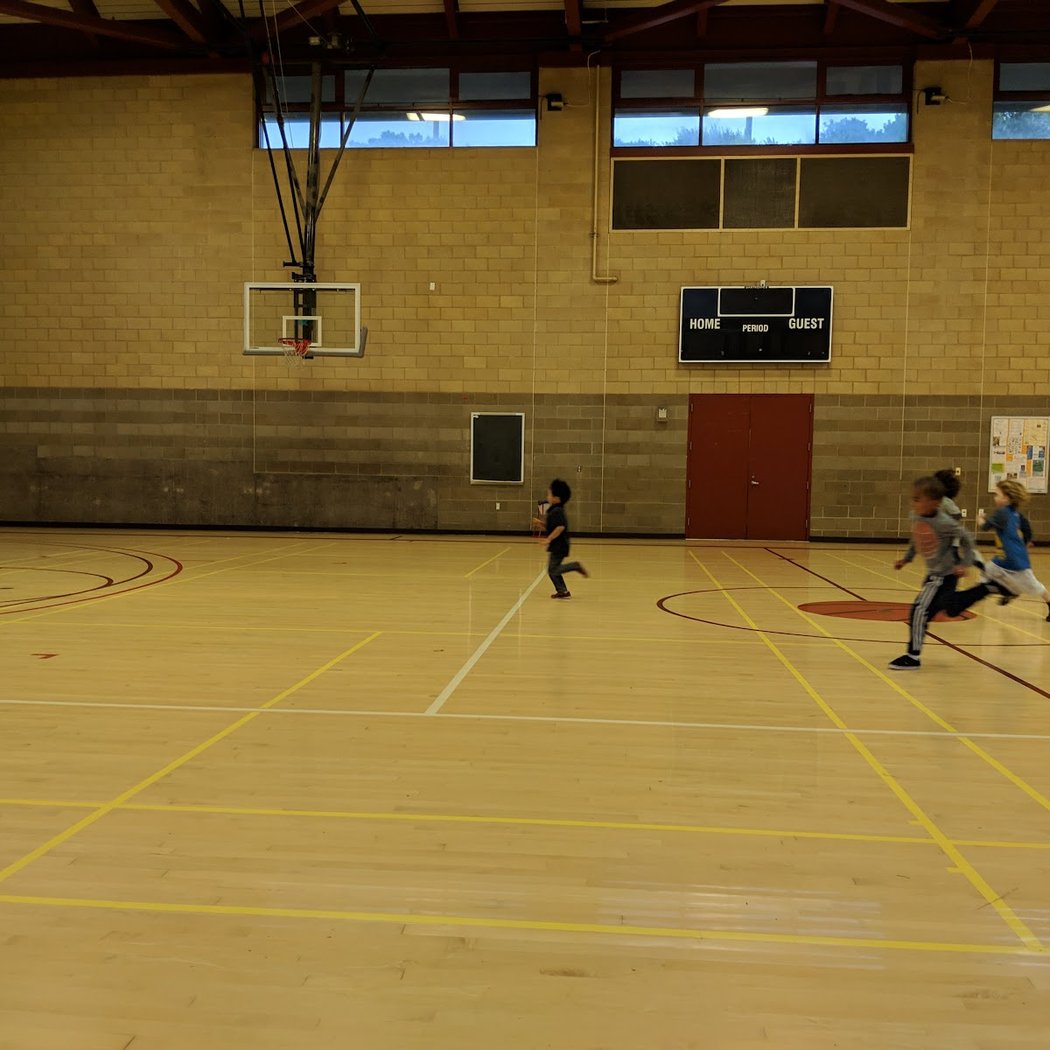 Minnie & Lovie Ward Recreational Center 1