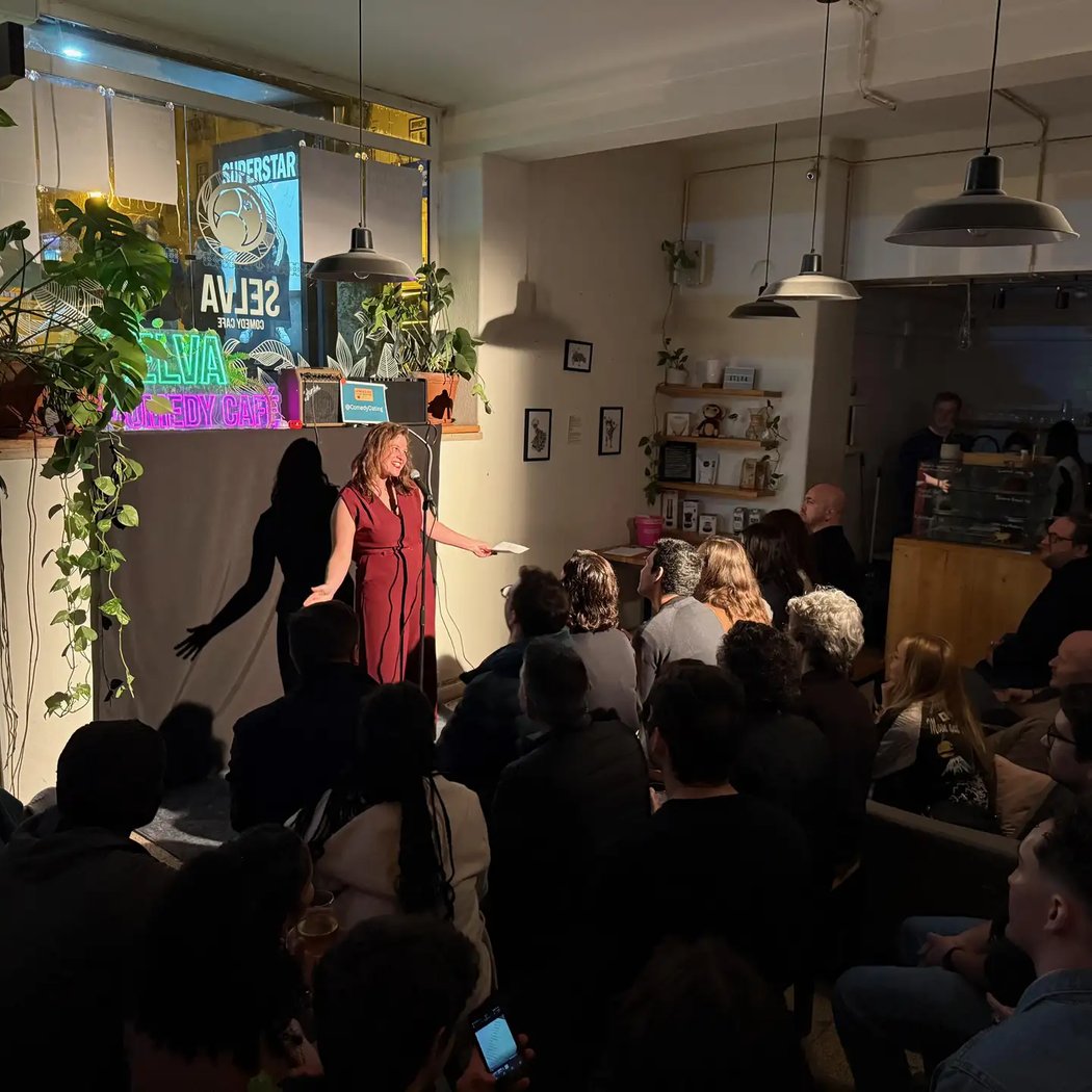 Life in Lisboa: English stand-up comedy show about living and surviving