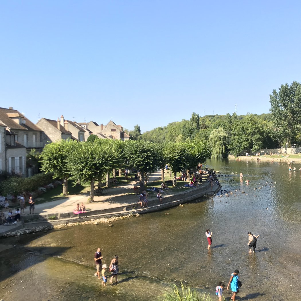 Escape Game Extérieur en Seine-et-Marne : Les Secrets de Moret-sur-Loing 2