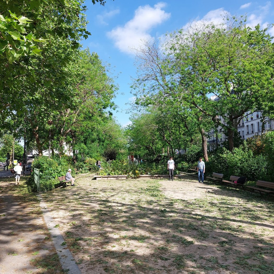 May-Picqueray Garden 2