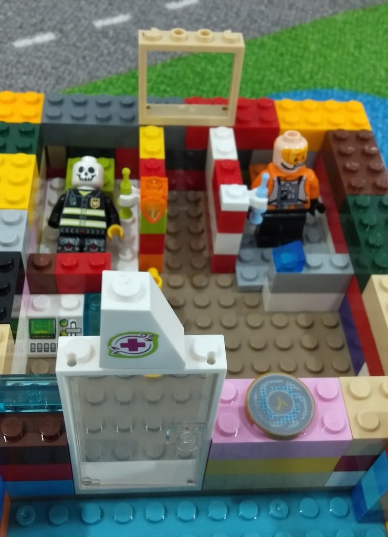 LEGO TIME - Play & Learn with LEGOs 3