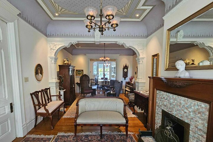Blue Painted Lady House Tour - Interior Guided Tour by Owner 1