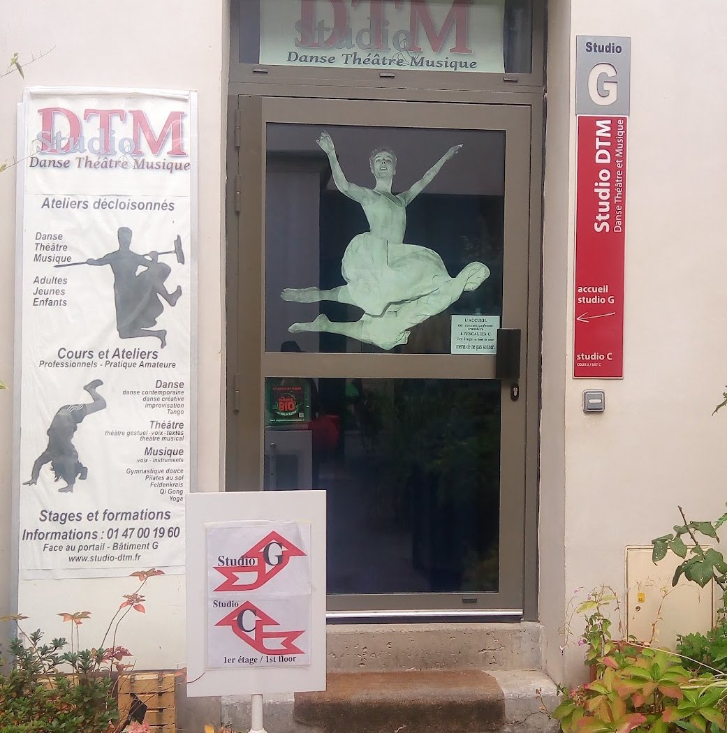 Studio DTM - Danse Théâtre et Musique 3