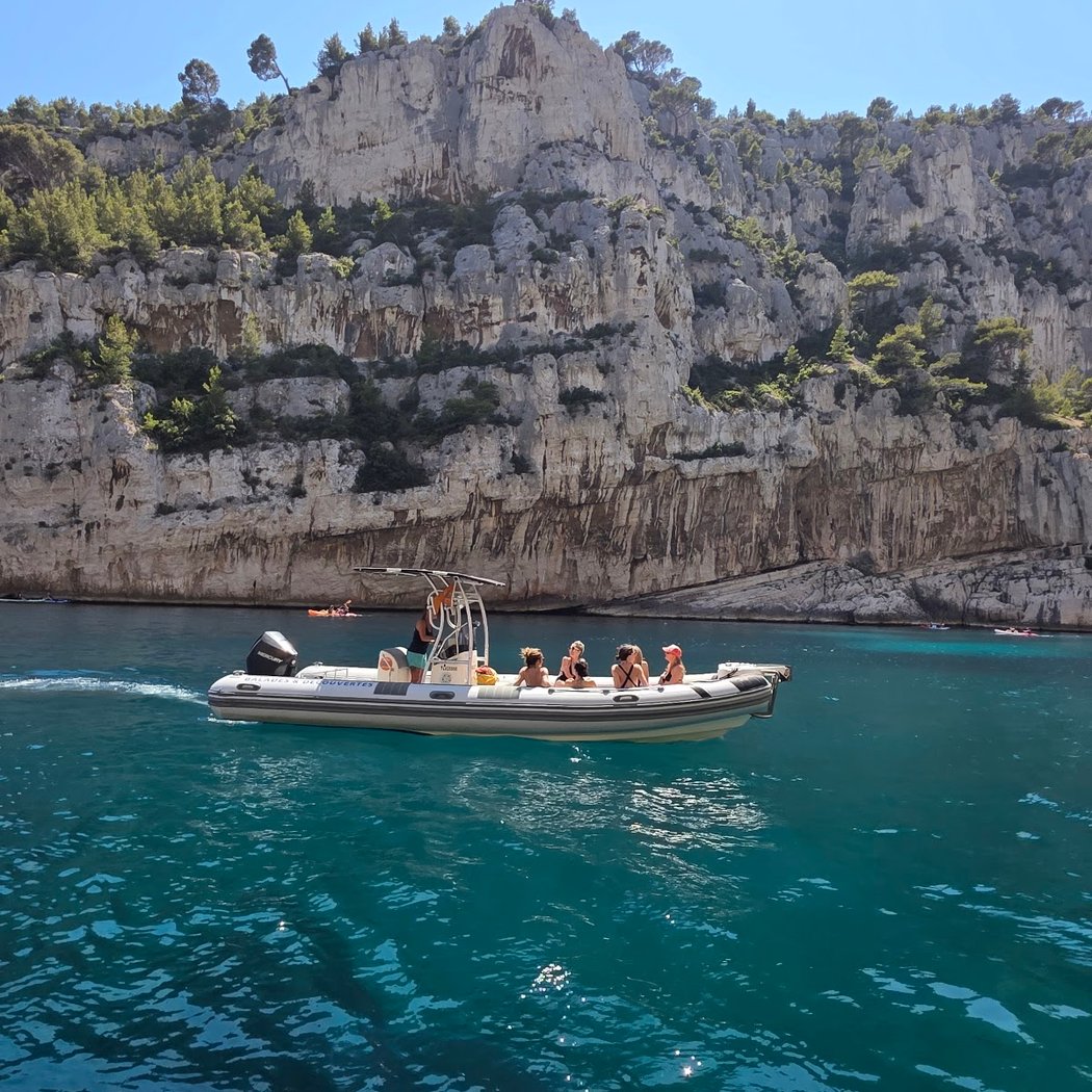 L'Eden Boat - Visite des Calanques en bateau avec skipper 3