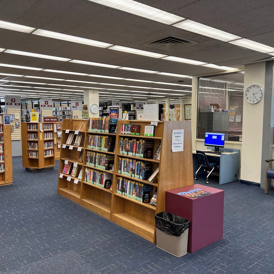 Knitting & Crochet Club at the Town Branch In-Person 3