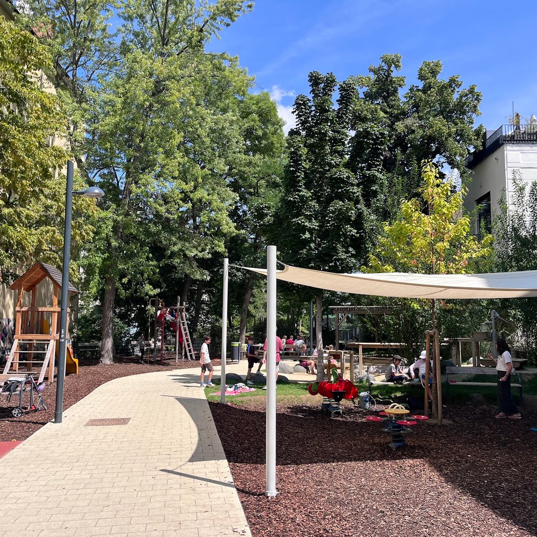 Wiener Lieder im Czapkapark 1