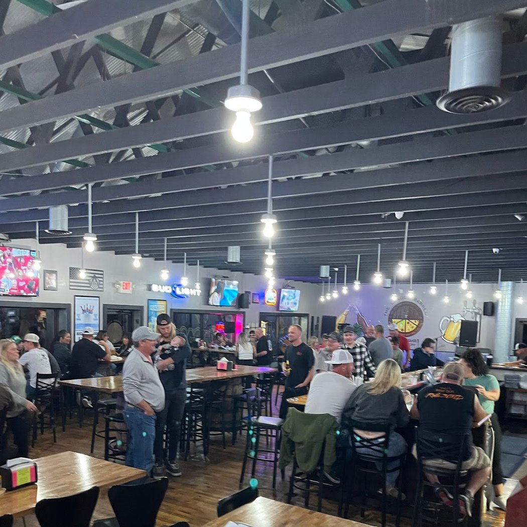 Loaded Barrel Bar and Grill 3
