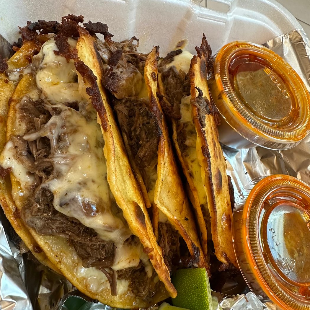 Taqueria Mi Mezcal 1