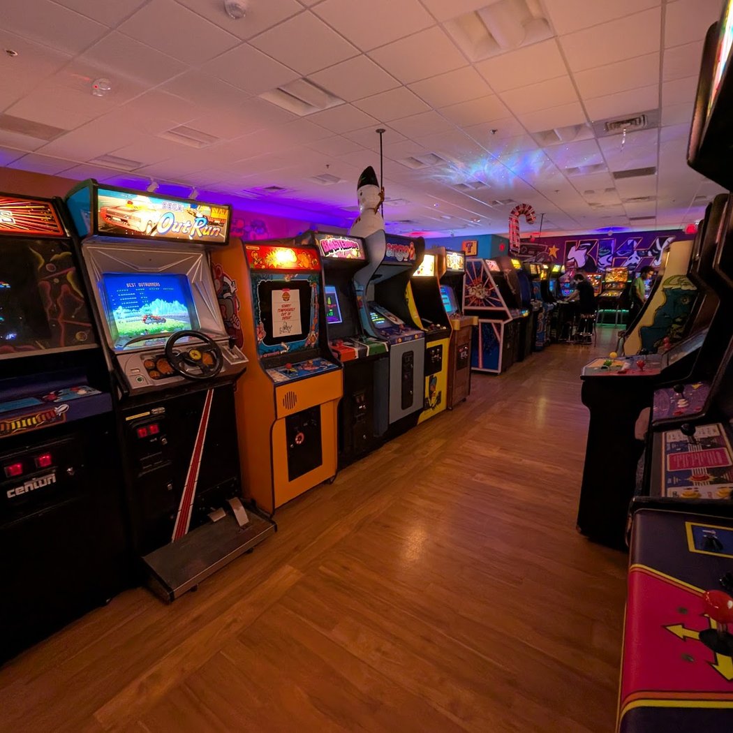 Marcade Family Fun Center 3